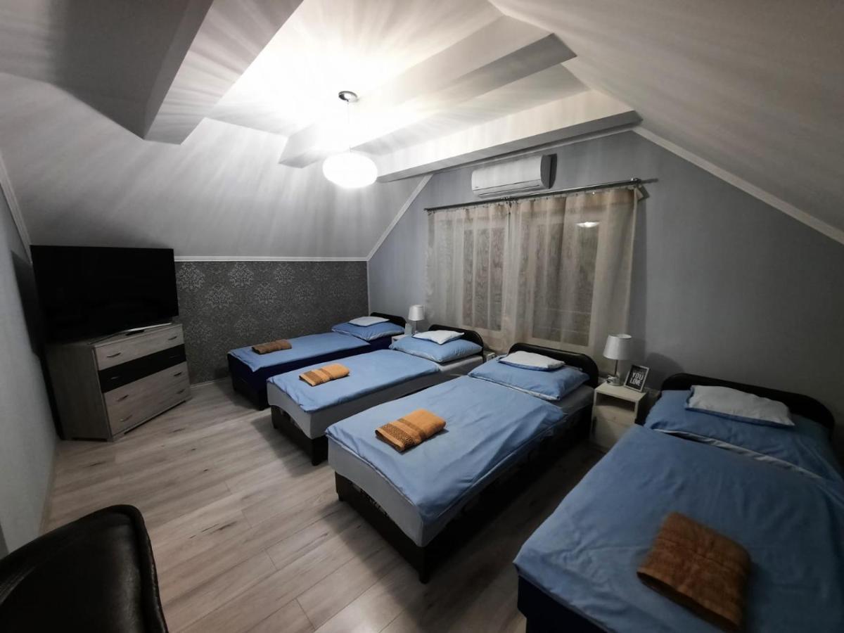 Bed and Breakfast Borostyan Panzio Debrecen Exterior foto