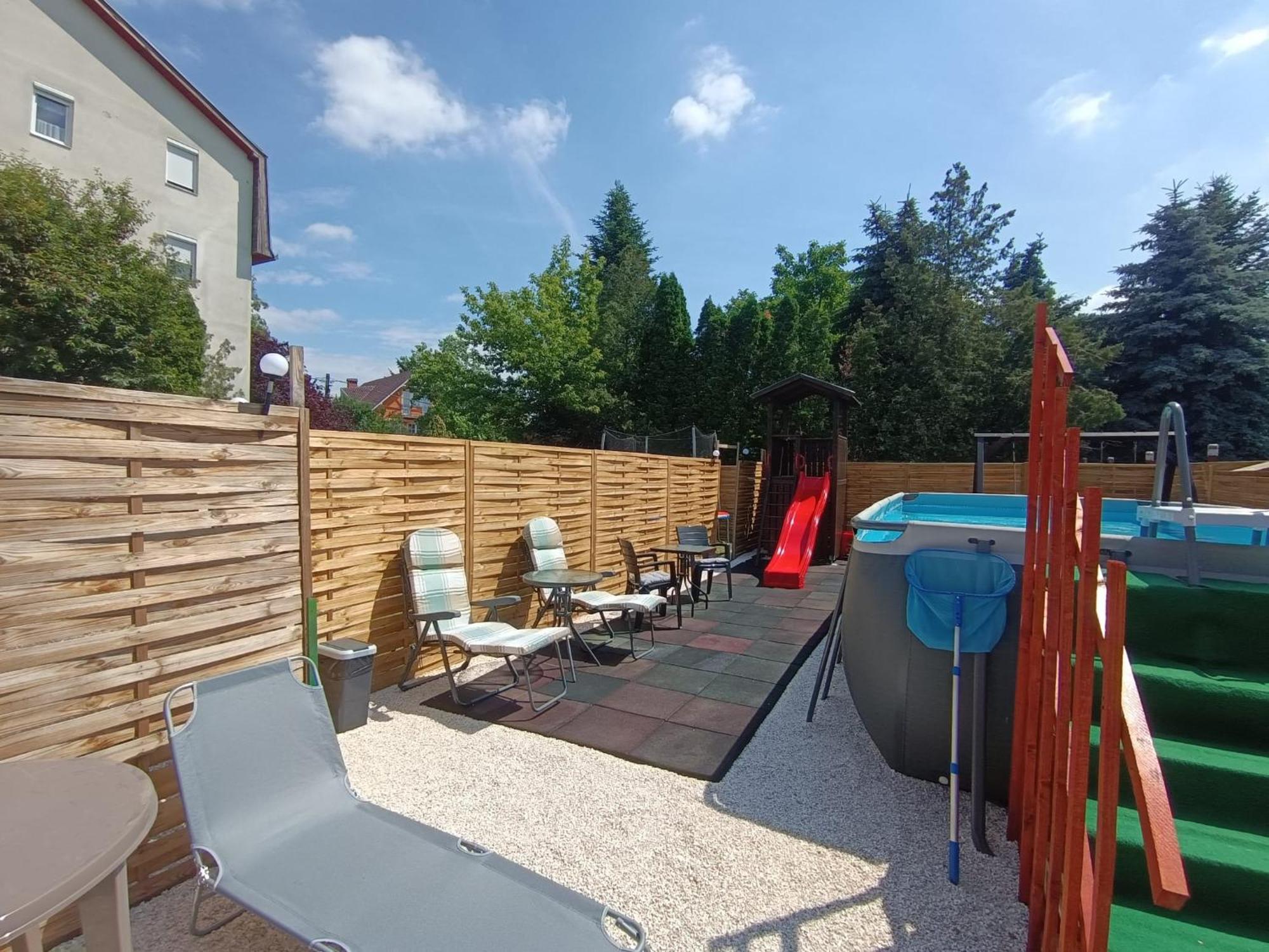 Bed and Breakfast Borostyan Panzio Debrecen Exterior foto